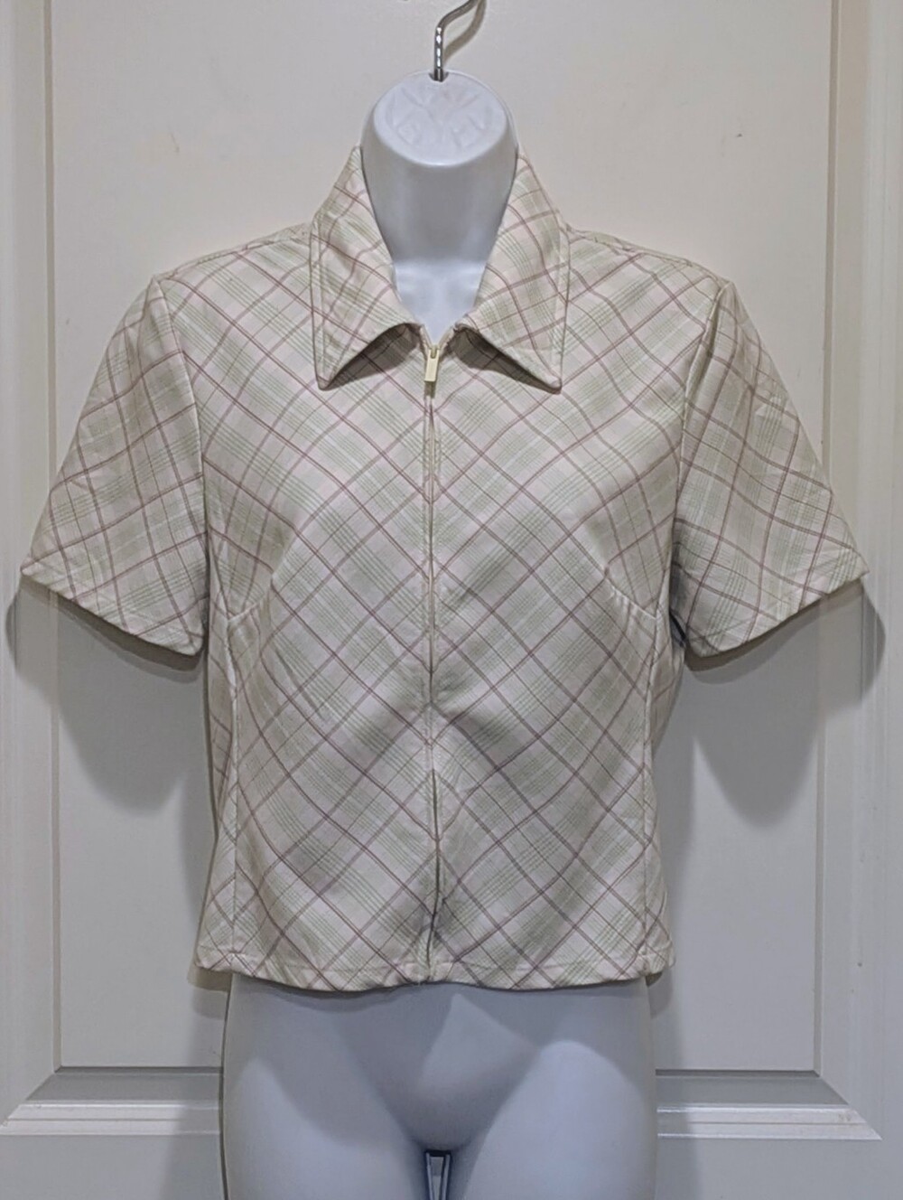 EUC Arirzia Sun-deh 6 White Purple and Green Bias Plaid Zip Front Crop Top